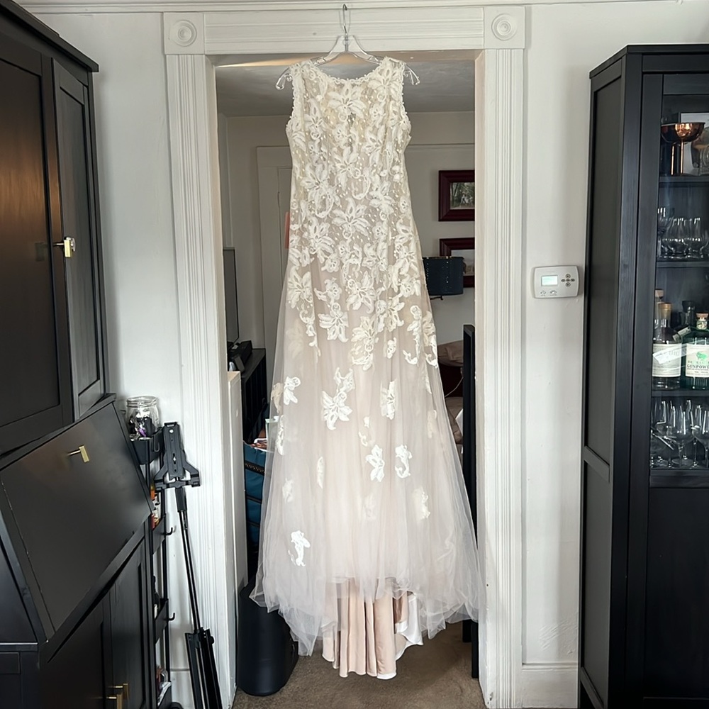 BHLDN True Romantic Wedding Dress NWT - Picture 6 of 7